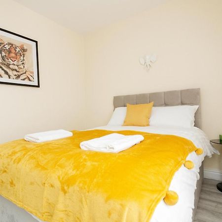 Calvin House Apartments Лідс Екстер'єр фото