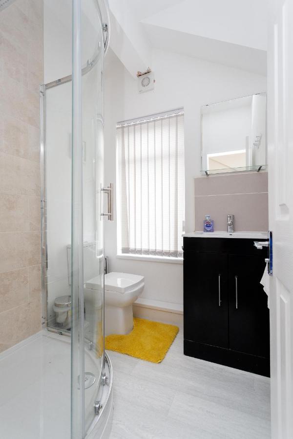 Calvin House Apartments Лідс Екстер'єр фото