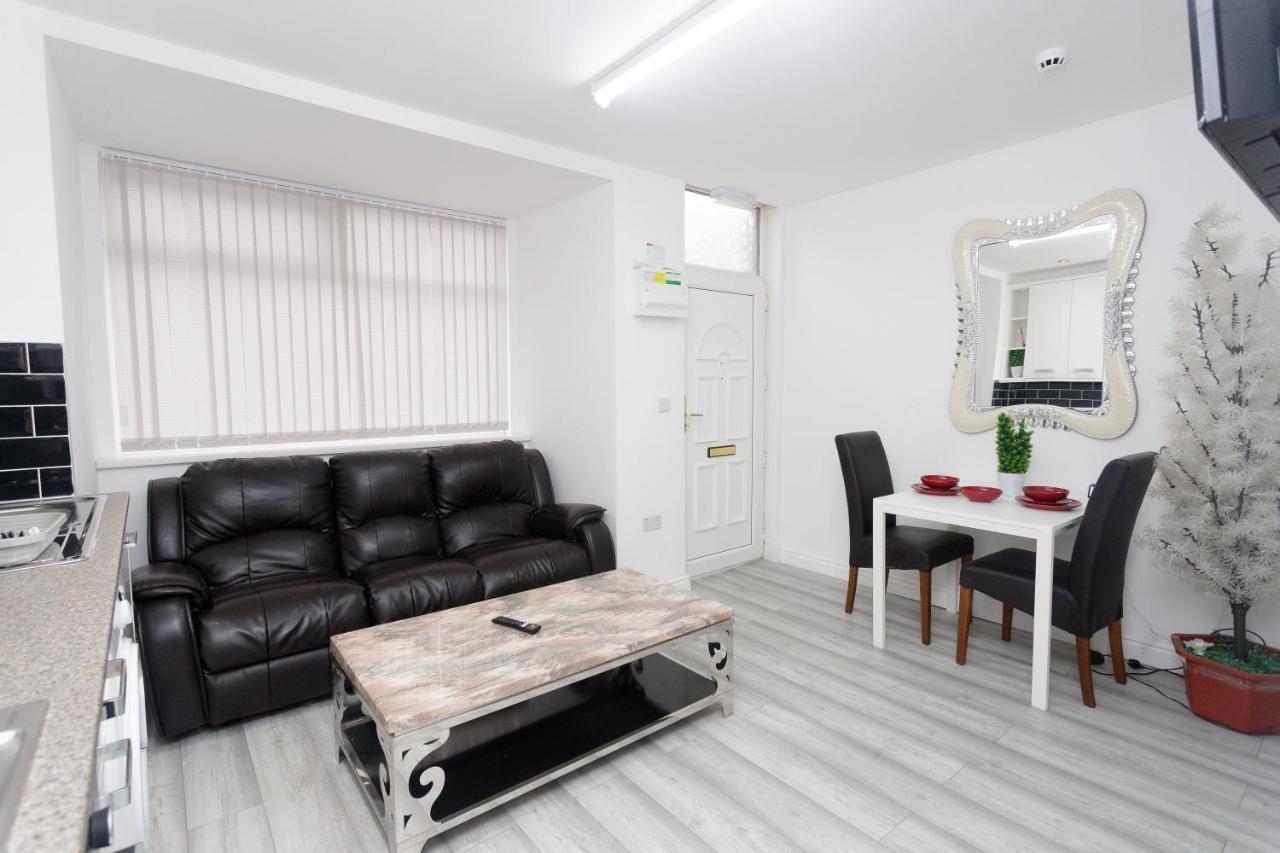 Calvin House Apartments Лідс Екстер'єр фото